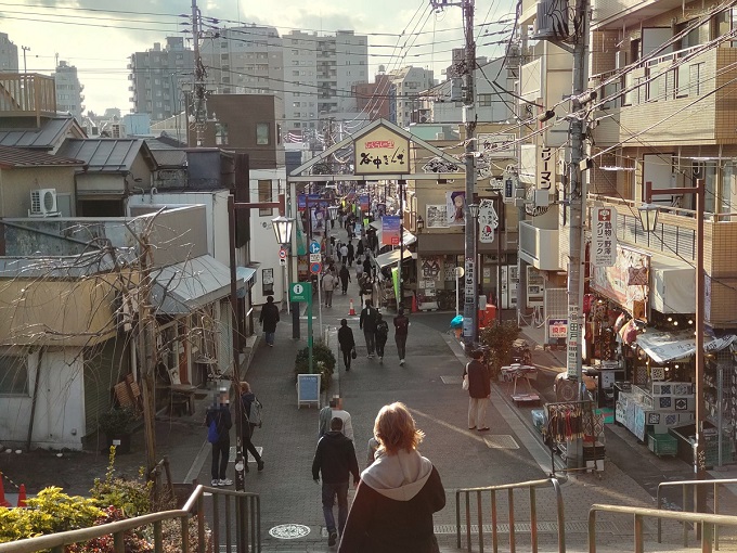 谷中商店街の夕焼けだんだん