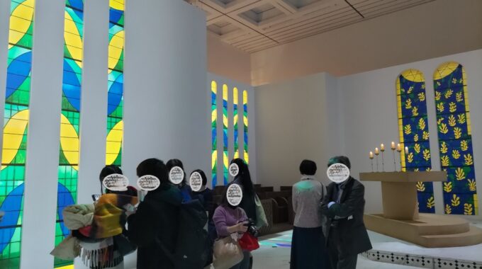 ロザリオ礼拝堂の再現室内