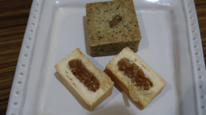 手天品 パイナップルケーキ